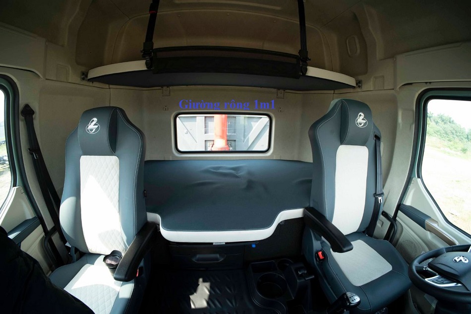 XE ĐẦU KÉO CHENGLONG H7 ECOS 410 HP